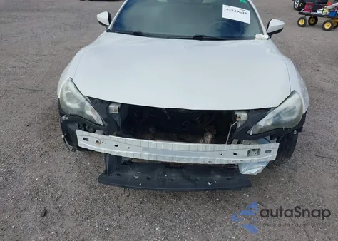 2013 Subaru Brz Limited z USA, uszkodzony, nr VIN JF1ZCAC18D2608809